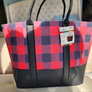 Large felt shopping /tote bag. NWT.